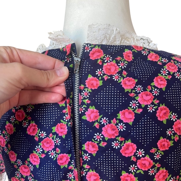 Vintage Handmade Floral Maxi Dress / Cottage & Prairiecore with Lace Trim Detail - Picture 7 of 8